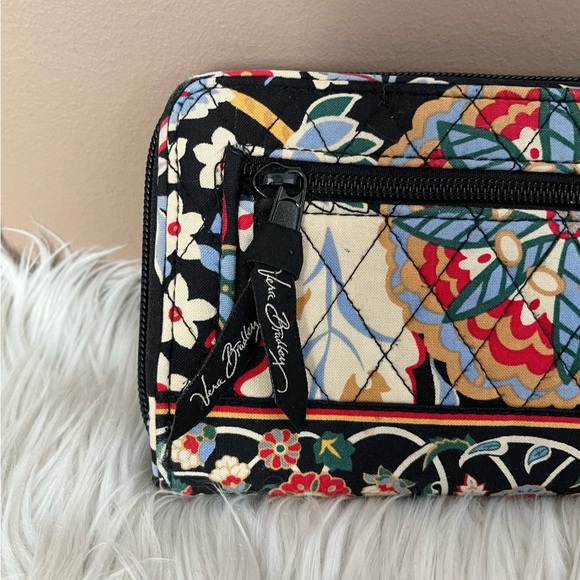 {Vera Bradley} Turnlock Wallet in Floral Print - Picture 6 of 13